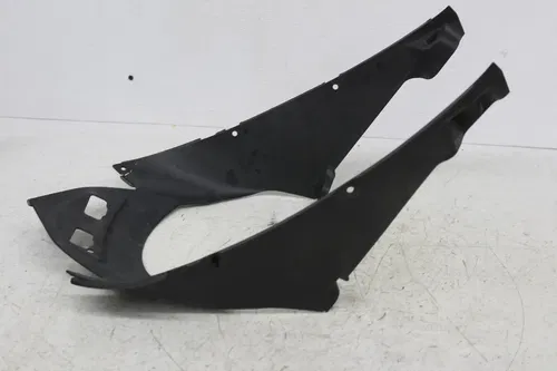 08-12 KAWASAKI NINJA 250R EX250J LOWER BOTTOM BELLY FAIRING COWL (SMALL CRACK)