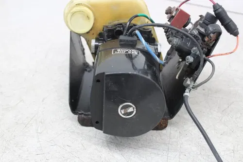 92 WELLCRAFT Eclipse 186 19' MERCRUISER 4.3 ENGINE MOTOR OIL PUMP TANK
