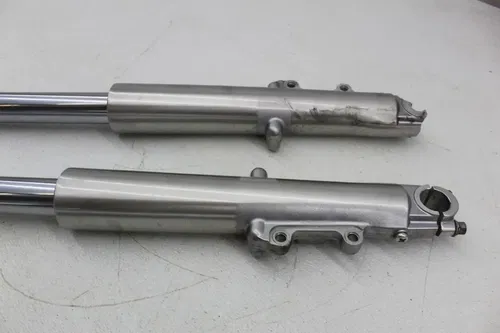 07-11 HARLEY-DAVIDSON ELECTRA GLIDE ULTRA FLHTCU FRONT FORKS SUSPENSION (READ)