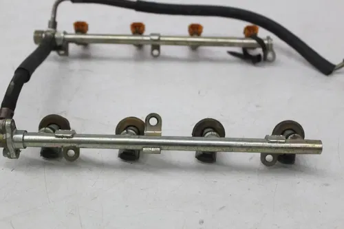 05-06 Honda Cbr600rr main gas Fuel airbox Injector injectors rail set