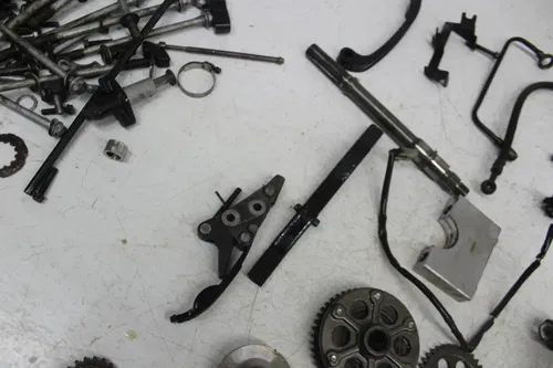 93-01 KAWASAKI NINJA ZX11 ENGINE PARTS SPROCKET TIMING CHAIN COVER HARDWARE