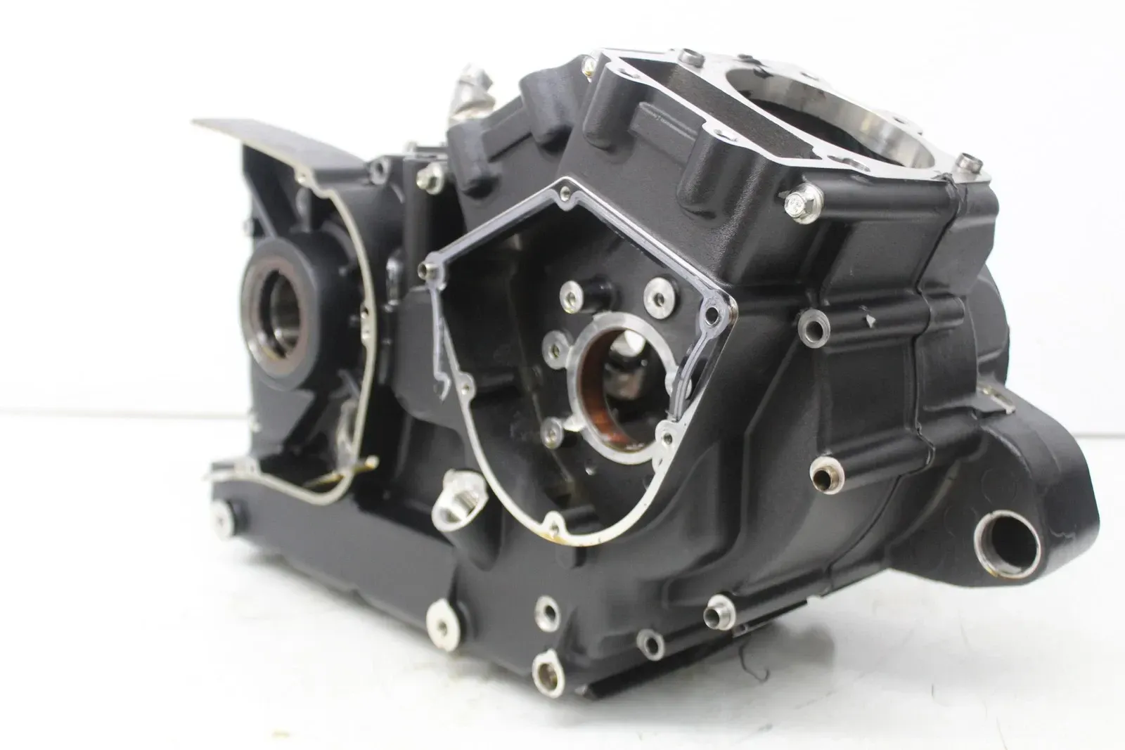 11-17 VICTORY HIGH BALL ENGINE MOTOR CRANKCASE CRANK CASES BLOCK