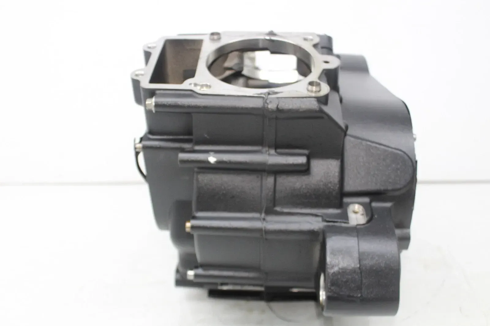 11-17 VICTORY HIGH BALL ENGINE MOTOR CRANKCASE CRANK CASES BLOCK