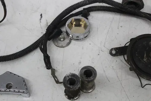 08-21 SUZUKI HAYABUSA COOLANT TANK AXLE DAMPER PARTS HARDWARE NUTS BOLTS (READ)