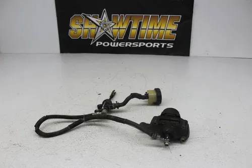 83 SUZUKI GS550ES REAR BRAKE CALIPER MASTER REARSET