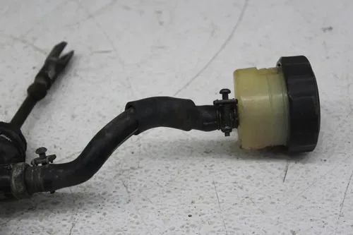 83 SUZUKI GS550ES REAR BRAKE CALIPER MASTER REARSET