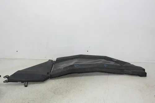 22 POLARIS RZR XP 1000 LEFT SIDE DRIVER DOOR (LIGHT DAMAGE)