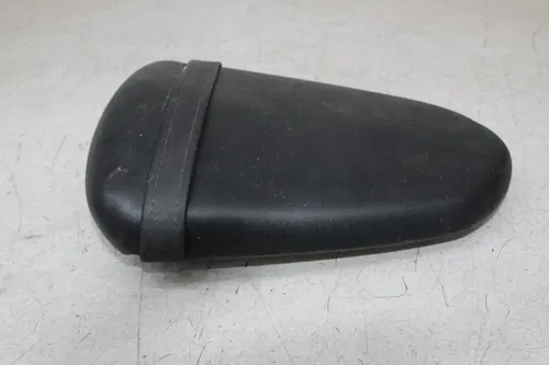 06-07 SUZUKI GSXR750 GSXR 750 REAR BACK PASSENGER TANDEM SEAT PAD SADDLE PILLION