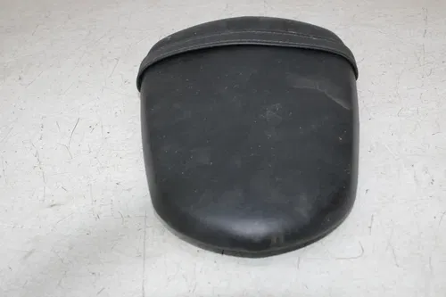 06-07 SUZUKI GSXR750 GSXR 750 REAR BACK PASSENGER TANDEM SEAT PAD SADDLE PILLION