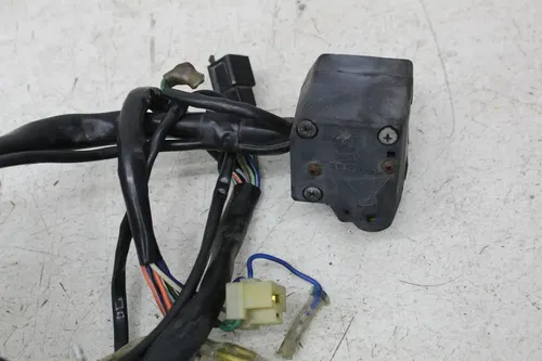 80-83 HONDA GOLDWING 1100 GL1100 LEFT RIGHT CONTROL SWITCH SWITCHES ON OFF TURN