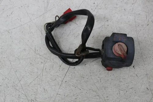 80-83 HONDA GOLDWING 1100 GL1100 LEFT RIGHT CONTROL SWITCH SWITCHES ON OFF TURN