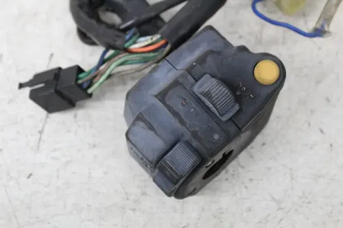 80-83 HONDA GOLDWING 1100 GL1100 LEFT RIGHT CONTROL SWITCH SWITCHES ON OFF TURN