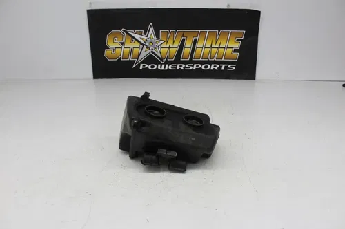 83 SUZUKI TEMPTER 650 GR650X AIRBOX AIR INTAKE FILTER BOX