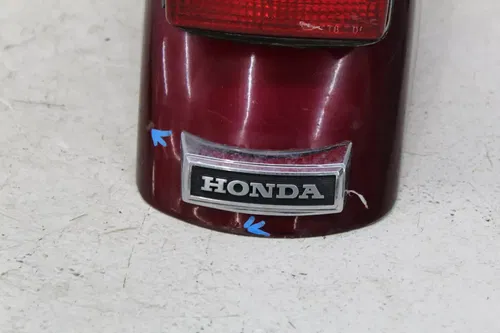 83 HONDA SHADOW 750 VT750C REAR BACK WHEEL FENDER MUD GUARD TAILLIGHT