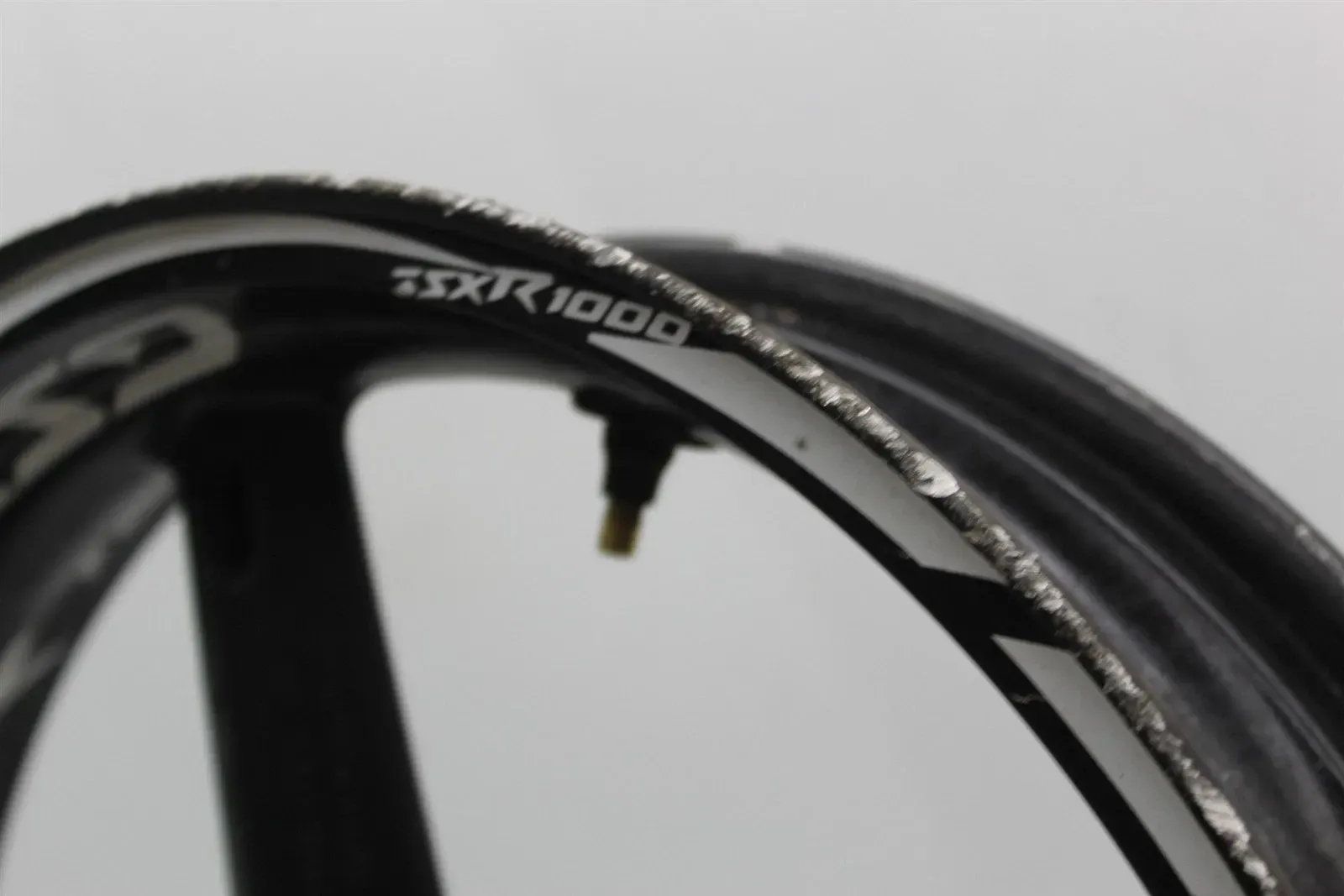 03-04 SUZUKI GSXR1000 FRONT WHEEL RIM (SEE DESCP)