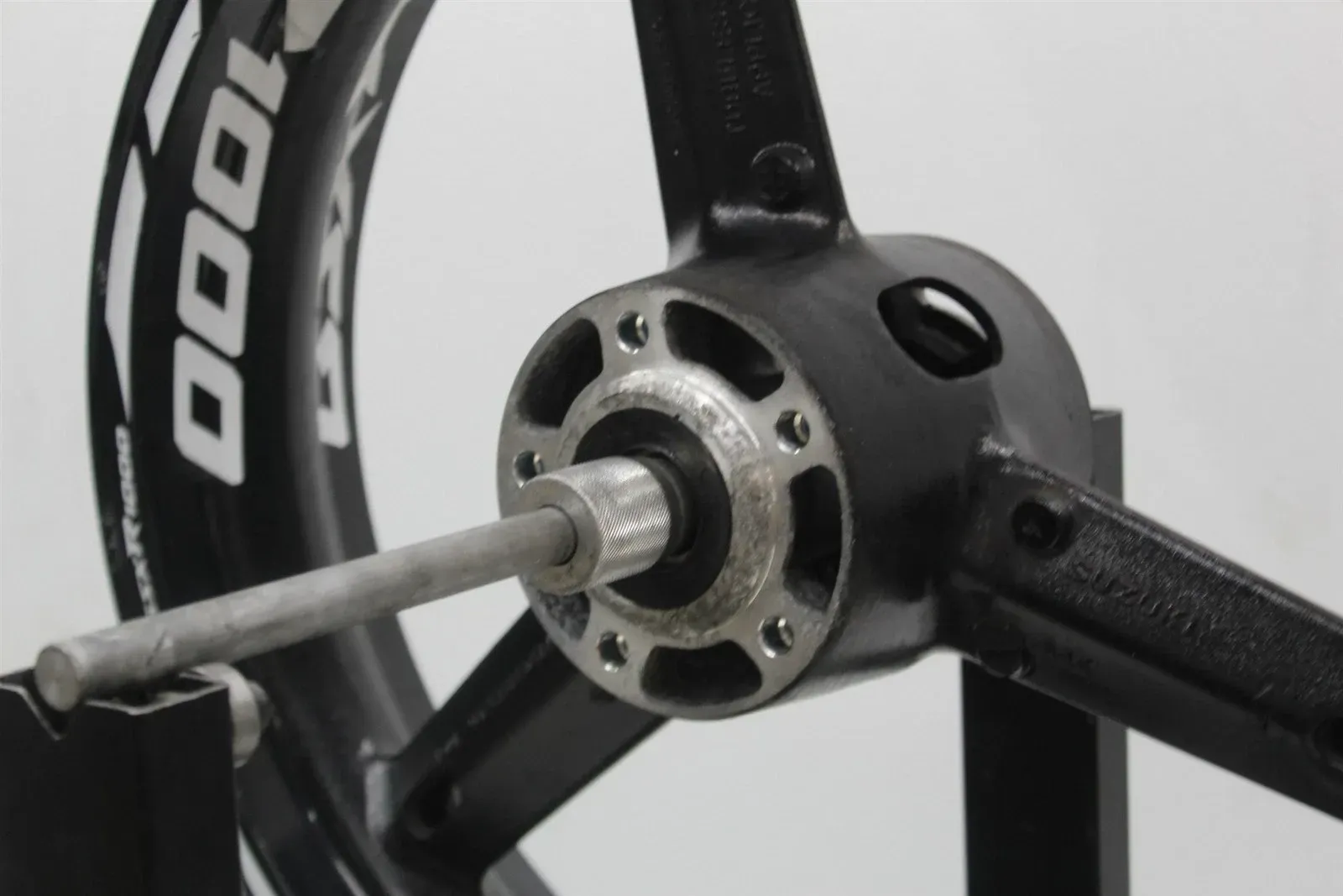 03-04 SUZUKI GSXR1000 FRONT WHEEL RIM (SEE DESCP)