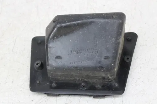 89 HONDA GOLDWING 1500 FRONT LEFT RIGHT STORAGE LUGGAGE COMPARTMENT PAIR