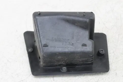 89 HONDA GOLDWING 1500 FRONT LEFT RIGHT STORAGE LUGGAGE COMPARTMENT PAIR