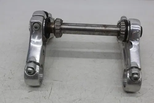 04-06 HARLEY DAVIDSON SPORTSTER XL1200R FRONT FORK TRIPLE TREE CLAMP