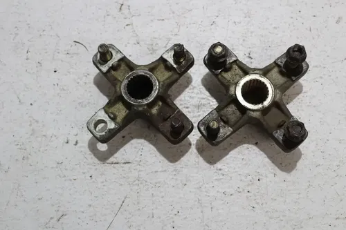 1989 YAMAHA BLASTER 200 YFS200 FRONT WHEEL LEFT RIGHT HUB PAIR