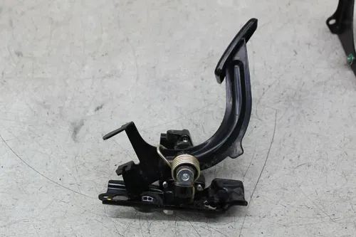 19-24 HONDA TALON 1000R S2R ACCELERATION GAS BRAKE PEDAL PEDALS PAIR (SEE DESCP)