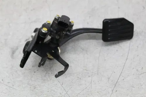 19-24 HONDA TALON 1000R S2R ACCELERATION GAS BRAKE PEDAL PEDALS PAIR (SEE DESCP)