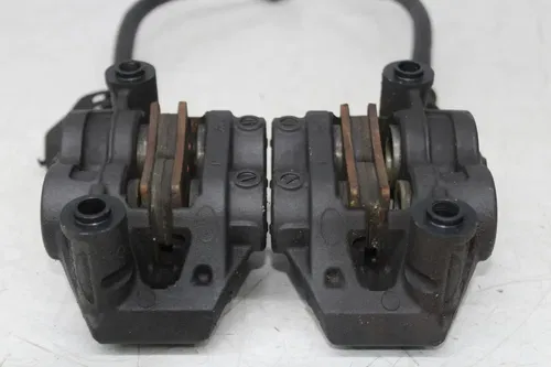 17-20 YAMAHA YZF R6 RIGHT LEFT FRONT BRAKE CALIPER SET PAIR CALIPERS