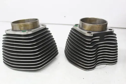 07-11 Harley-davidson Dyna Fat Bob Fxdf 96ci Engine front rear cylinders pistons
