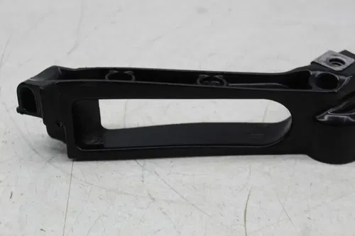 18-24 HARLEY-DAVIDSON ULTRA LIMITED FLHTK LEFT REAR BACK FENDER STRUT SUPPORT
