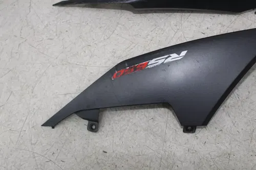 21-23 APRILIA RS660 RS 660 LEFT RIGHT REAR BACK TAIL FAIRINGS COWL SHROUD (READ)