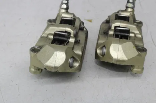 04-10 APRILIA RSV1000R BREMBO RIGHT LEFT FRONT BRAKE CALIPER SET PAIR CALIPERS