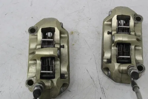 04-10 APRILIA RSV1000R BREMBO RIGHT LEFT FRONT BRAKE CALIPER SET PAIR CALIPERS