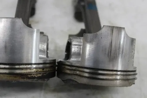 88-89 SUZUKI GSXR750 ENGINE PISTON PISTON RODS NO CAPS
