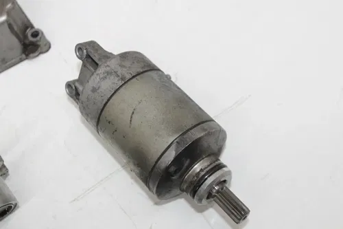01-03 SUZUKI GSXR600 ENGINE PARTS AND HARDWARE STARTER OIL PUMP CHAIN GEAR