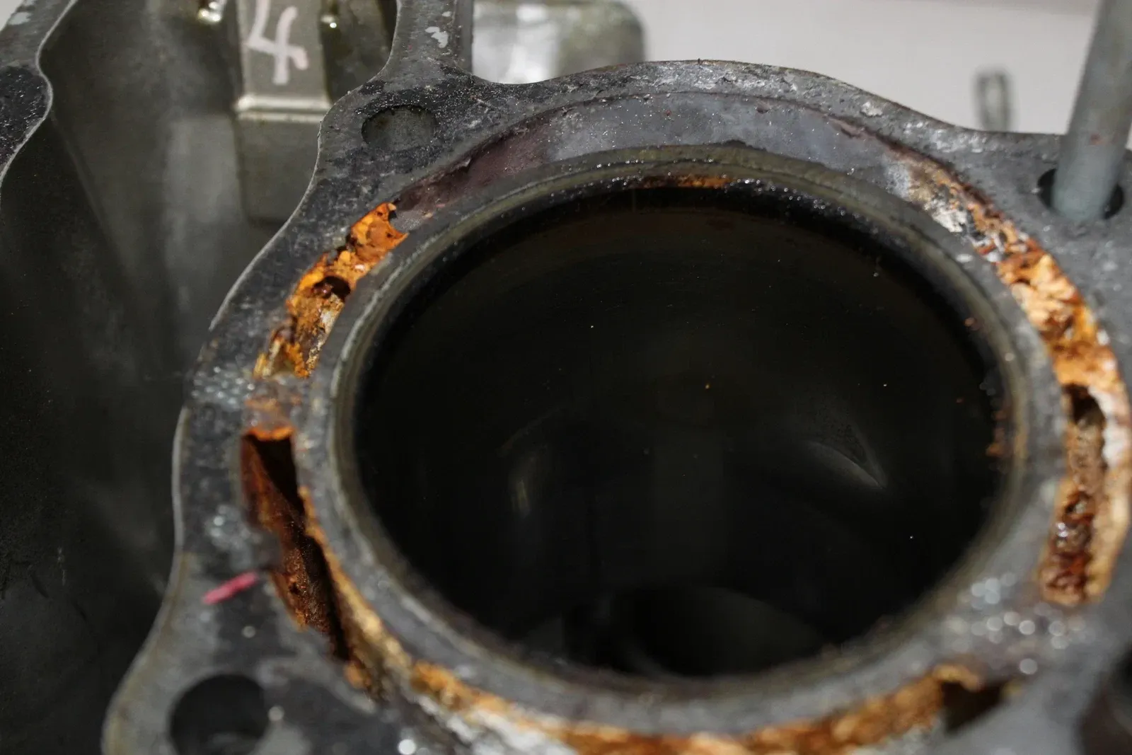 87 HONDA MAGNA SUPER 700 VF700C ENGINE MOTOR CRANKCASE CRANK CASES BLOCK