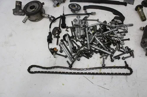 03-05 YAMAHA YZF R6 06-09 R6 ENGINE MOTOR PARTS HARDWARE BOLTS COVER STARTER