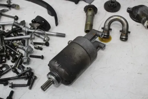 03-05 YAMAHA YZF R6 06-09 R6 ENGINE MOTOR PARTS HARDWARE BOLTS COVER STARTER