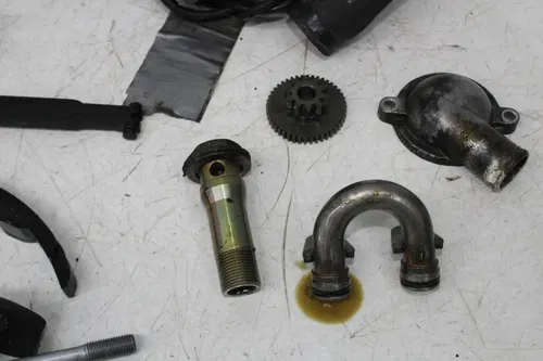 03-05 YAMAHA YZF R6 06-09 R6 ENGINE MOTOR PARTS HARDWARE BOLTS COVER STARTER
