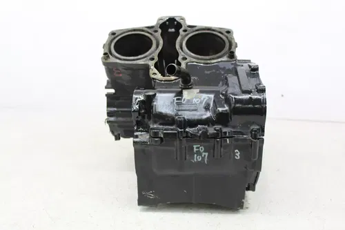 84-85 HONDA V65 SABRE VF1100S ENGINE MOTOR CRANKCASE CRANK CASES BLOCK