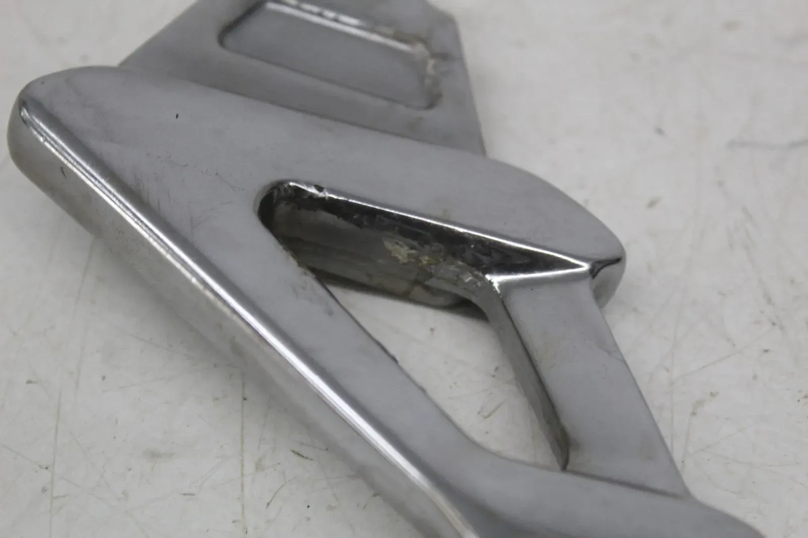 93-01 Kawasaki Ninja Zx11 chrome Right Left Rear passenger pegs mounts (read)