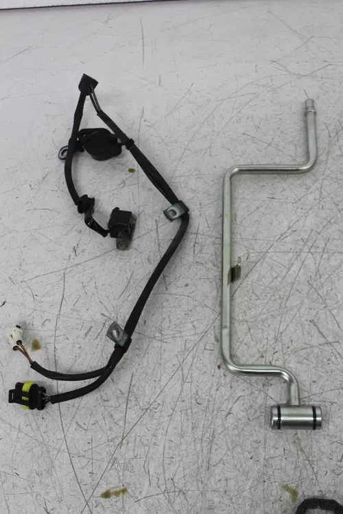 15 VICTORY VEGAS 8 BALL ENGINE PARTS OIL PUMP TIMING CHAIN GUIDE CRANK BALANCER