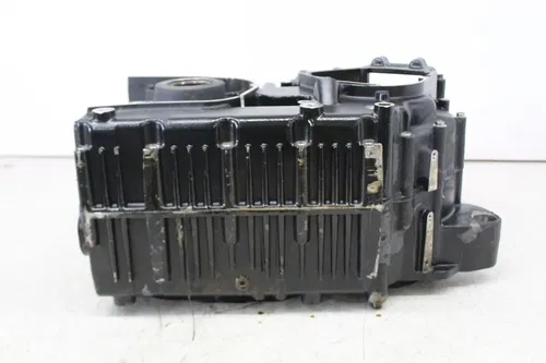 15 VICTORY VEGAS 8 BALL ENGINE MOTOR CRANKCASE CRANK CASES BLOCK