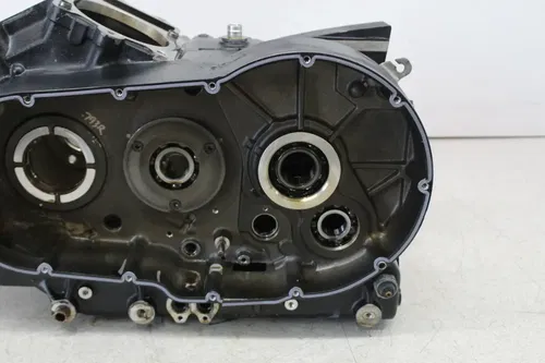 15 VICTORY VEGAS 8 BALL ENGINE MOTOR CRANKCASE CRANK CASES BLOCK