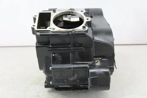 15 VICTORY VEGAS 8 BALL ENGINE MOTOR CRANKCASE CRANK CASES BLOCK