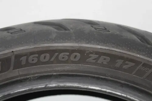 MICHELIN POWER 160/60 ZR 17 M/C (69W) FRONT TIRE (TREAD:6/32NDS)