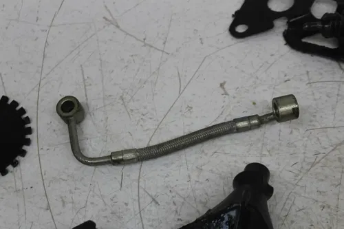 98-04 TRIUMPH SPRINT 955 ENGINE PARTS HARDWARE TIMING GUIDE CHAIN COG HOSE