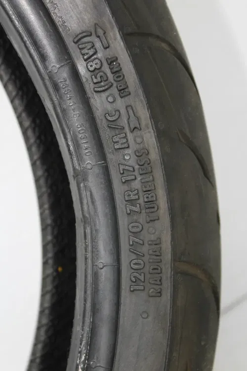 CONTINENTAL CONTIMOTION Z 120/70 ZR17 M/C (58W) FRONT TIRE (TREAD: 32NDS -5)