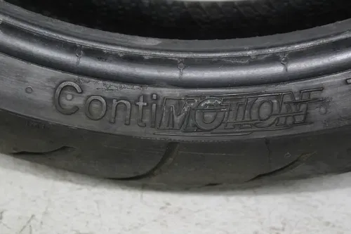 CONTINENTAL CONTIMOTION Z 120/70 ZR17 M/C (58W) FRONT TIRE (TREAD: 32NDS -5)