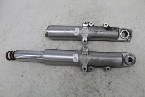 11-16 HARLEY-DAVIDSON ROAD GLIDE FLTRXS FRONT LOWER SLIDER SLIDERS FORKS FORK