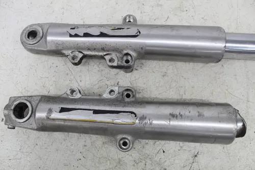 11-16 HARLEY-DAVIDSON ROAD GLIDE FLTRXS FRONT LOWER SLIDER SLIDERS FORKS FORK